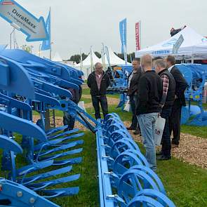 Lemken toont op de ATH onder meer vier nieuwe machines: een rotorkopeg, een schijveneg, de Isobus-gestuurde wentelploeg en een GPS-gestuurde zaaimachine.