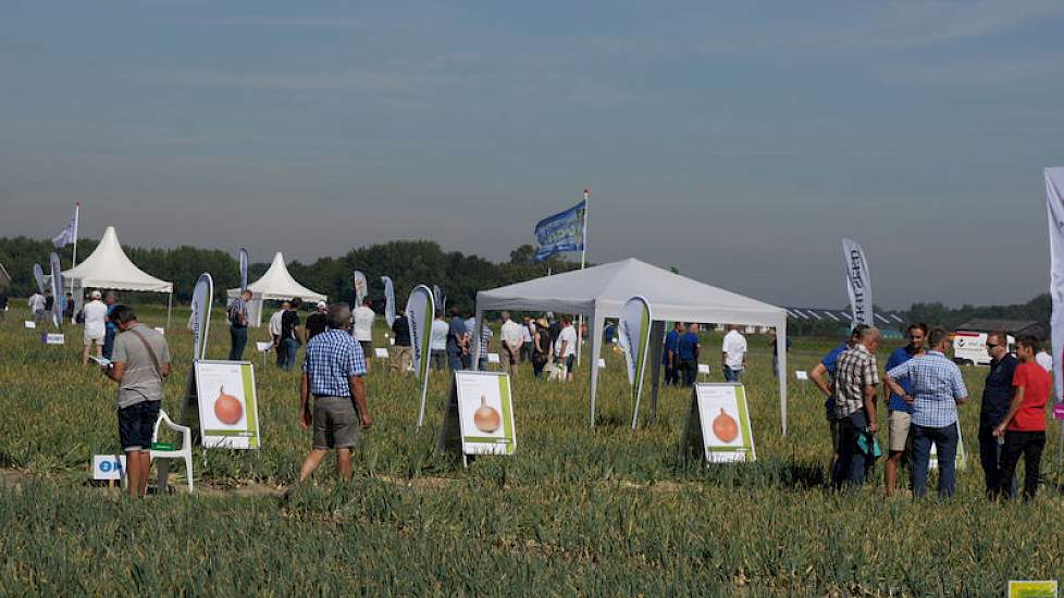 Rassenpresentaties op het proefveld van 2016.