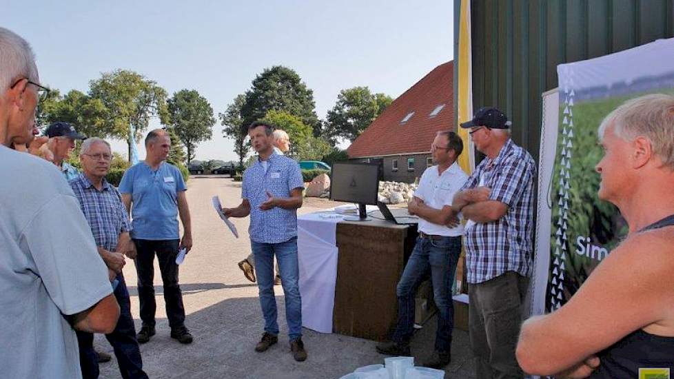 Volgens Rens-Willem Bloemendaal van ForFarmers bood de organisatie een heel praktisch programma om de kennis van alle boeren wat op te frissen.