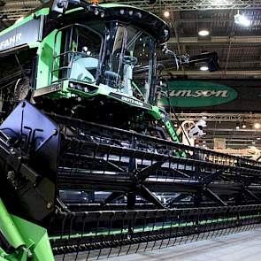 De combine C9206 TSB van Deutz Fahr werd in 2016 al gelanceerd met een nieuwe cabine en design. De grootste verandering was het wisselen van de Deutz Fahr motoren voor Mercedes.