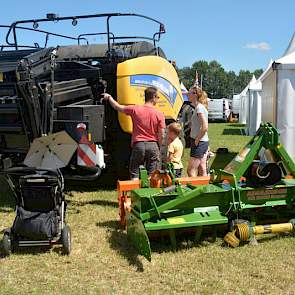 New Holland en Amazone