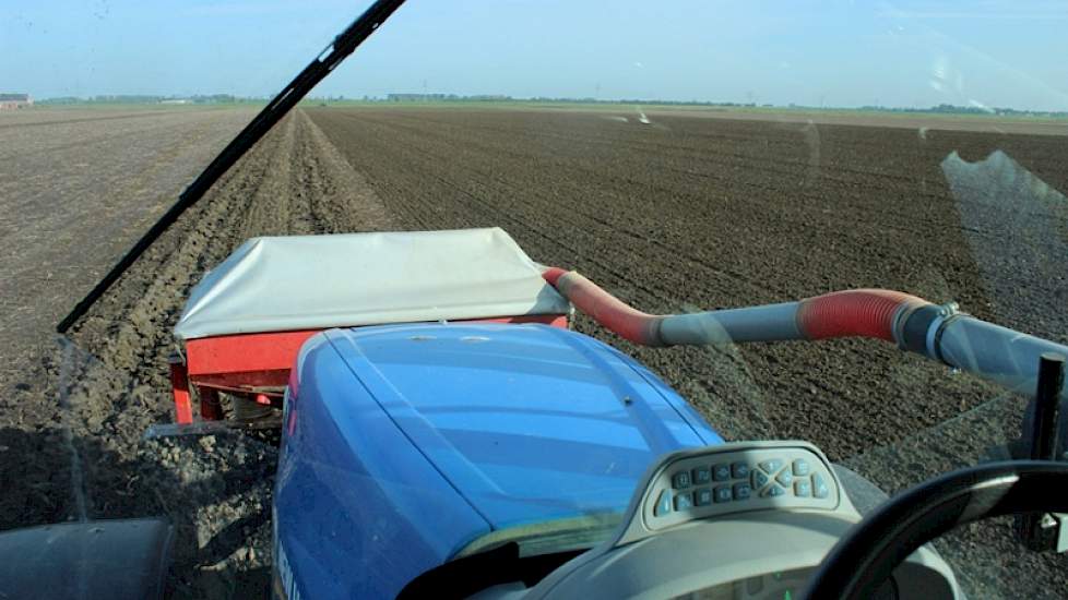 Het zaaien verloopt erg goed op het aardappelland