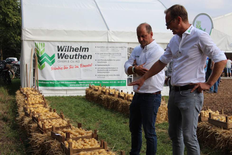 Donderdag 29 augustus vond in Waldniel de 30ste editie van de Weuthen Kartoffeltag plaats. In deze dertig jaar is het gratis toegankelijke evenement uitgegroeid tot een ontmoetingsplaats voor de hele aardappelketen. Tal van Nederlandse bedrijven en handel