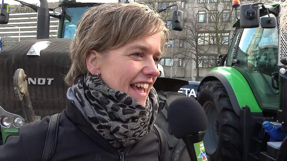 Linda Janssen van POV strijd om de politiek in actie te krijgen - #Boerenprotest 19 februari