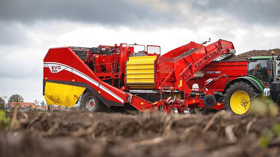 EVO 280 with NonstopBunker & Hydrostatic Wheel Drive | Bunker Harvester