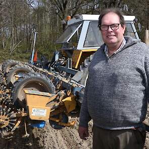 Volgens Grooten verliepen de werkzaamheden op de eerste zeven hectare goed. „Het zaaien op de lichte grond was mooi."