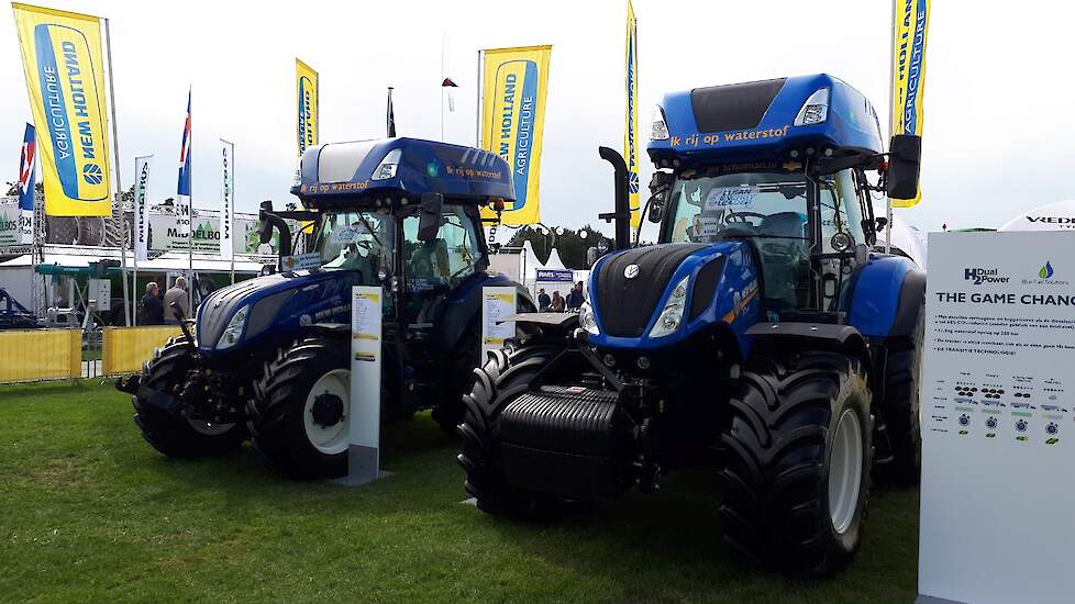 Bij NewHolland twee motoren op alternatieve brandstof: op methaan en op diesel/waterstof. Vooral van de laatste zijn inmiddels een twintigtal trekkers verkocht. Met name bij aannemers die voor gemeenten of waterschappen werken. De landbouw is nog afwachte