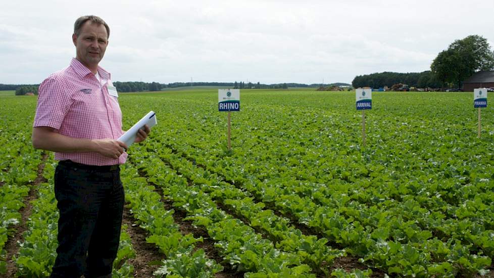 Lucien Verschueren geeft uitleg bij de rassen van SESVanderHave.