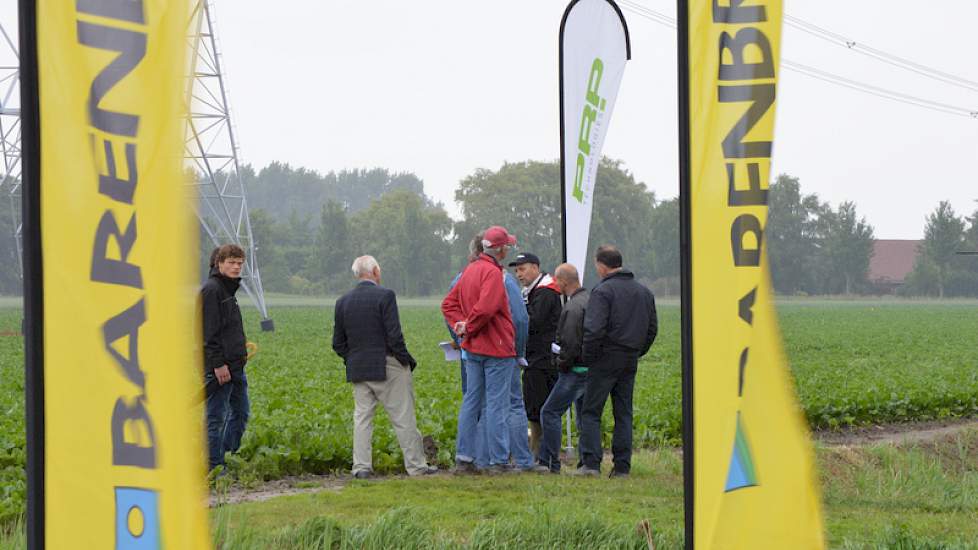 Ook ligt er een proef met de bodemverbeteraar PRP Sol. Deze meststof werkt onder meer op de beworteling van het gewas.